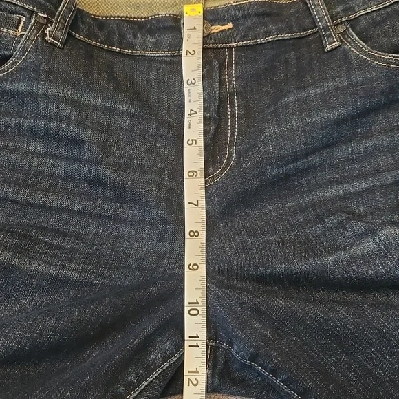 Kut from the Kloth Catherine Boyfriend Jeans, Size 16 - Picture 11 of 14